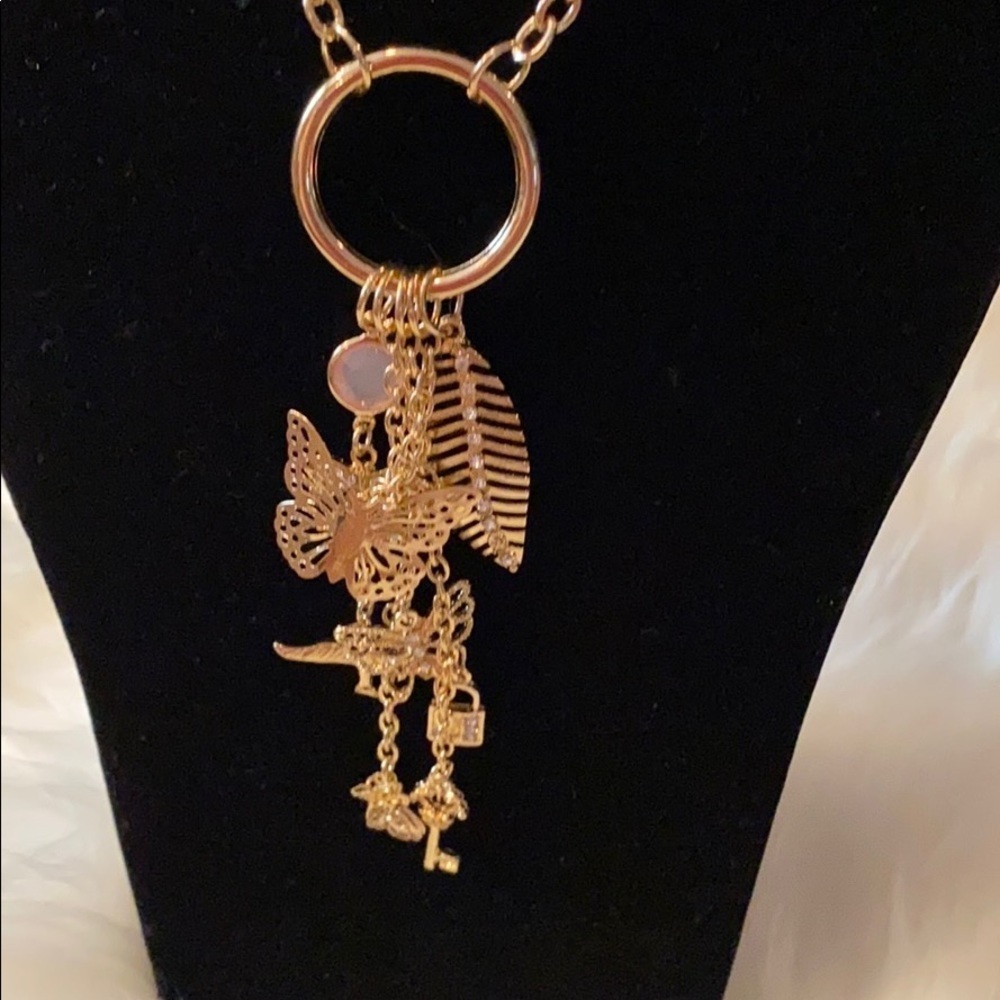 New without tags statement necklace